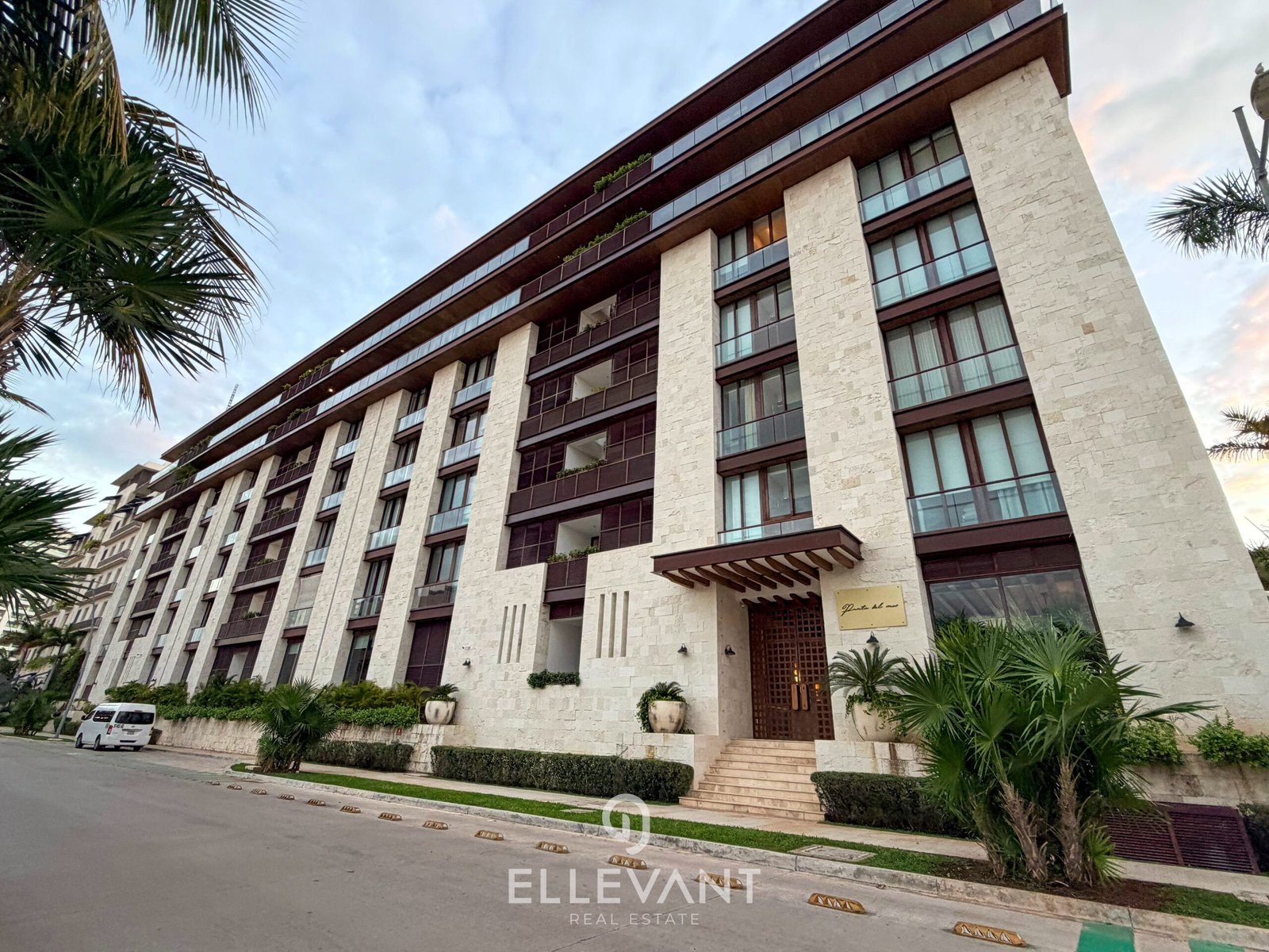 acfac369-8ea2-41da-9466-372aa1262216