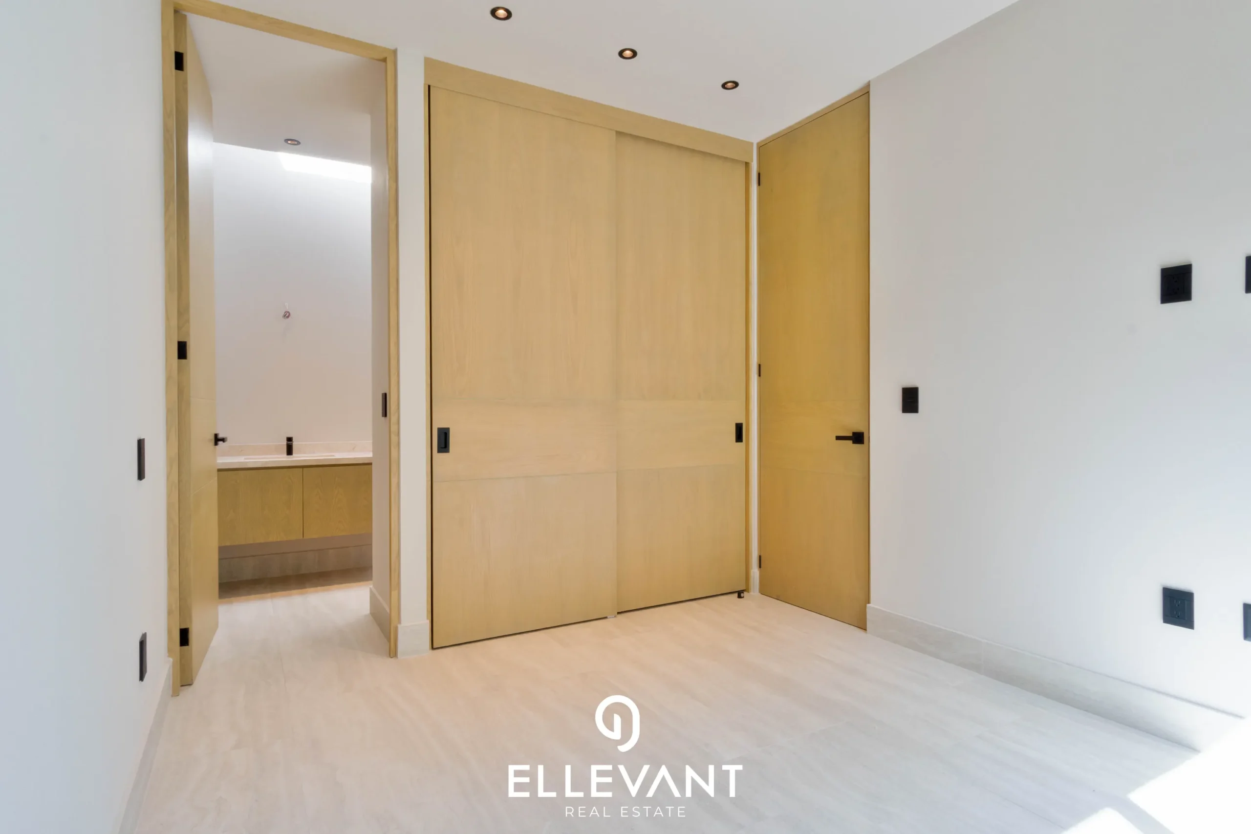 Ellevant Hudson-19